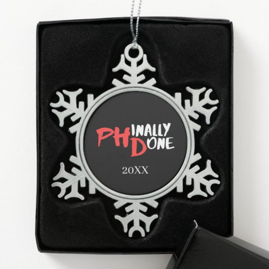 Phinally done - Black PHD Graduation Quote Design Tin Sneeuwvlok Ornament (Kistje)