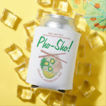 Pho Sho. Vietnamese soep Funny Birthday Party Blikjeskoeler<br><div class="desc">Het ontwerp toont een originele markeringsillustratie van een kom heerlijke Vietnamese foto, een traditionele noedelsoep bestaande uit bouillon, rijstnoedels, kruiden en vlees. Gewoon personaliseren met uw verjaardagsfeestje, restaurant of food festival informatie. Dit fotoontwerp is ook beschikbaar op andere producten. Zie je niet wat je zoekt? Hulp nodig bij maatwerk? Neem...</div>