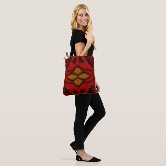 Phoenix Tote Bag (Op model)