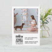 Photo Bumpin’ Around the Christmas Tree Pregnancy  Feestdagenkaart (Staand voorkant)