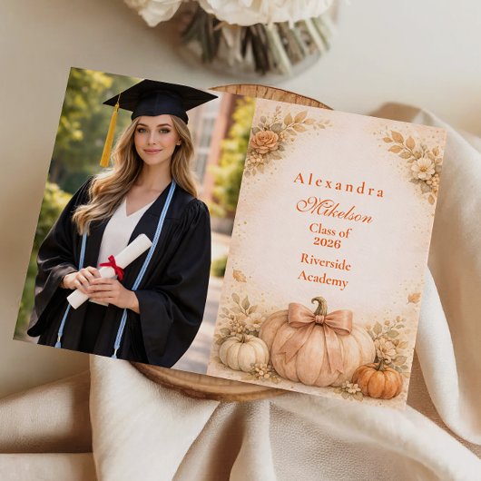 Photo Coquette Bow Pumpkin Fall Graduation Aankondiging