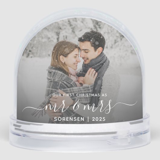 Photo First Christmas Married White Script Sneeuwbol (Achterkant)