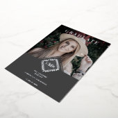 Photo Graduation Chic Initial Lace Effect Romantic Folie Uitnodiging (Gedraaid)