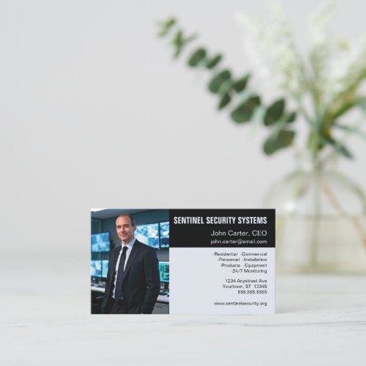 Photo Gray and Black Security Protection Visitekaartje (Staand voorkant)