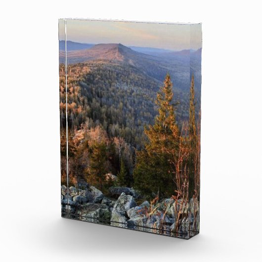 photo of a mountainous autumn forest, mountains, p fotoblokken (Rechts)