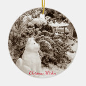 photo of funny akita snow dog snow scene keramisch ornament (Voorkant)