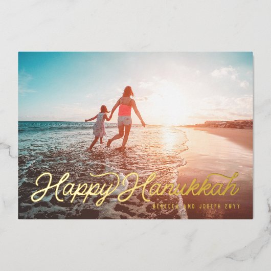 Photo Retro Script Happy Hanukkah Folie Feestdagenkaart (Voorkant)