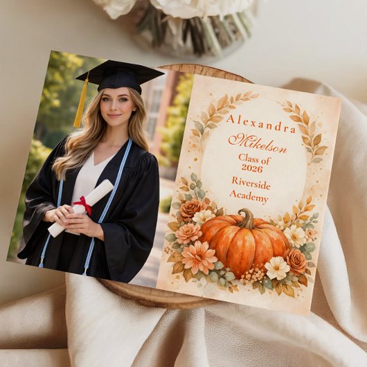 Photo Rustic Pumpkin Floral Fall Graduation Aankondiging