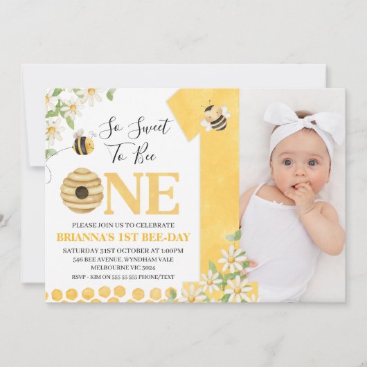 Photo Yellow Daisy Bee First Bee-day Birthday Kaart (Voorkant)