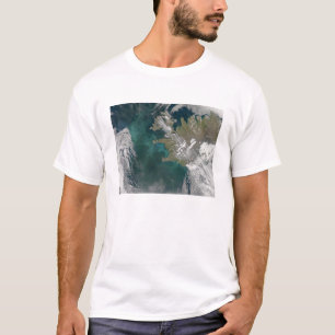 Phytoplankton bloom in de Noord-Atlantische Oceaan T-shirt