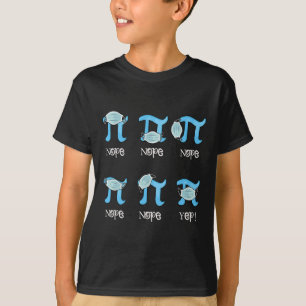 Pi Day Funny Pi Symbool Dragen Masker Verkeerde St T-shirt