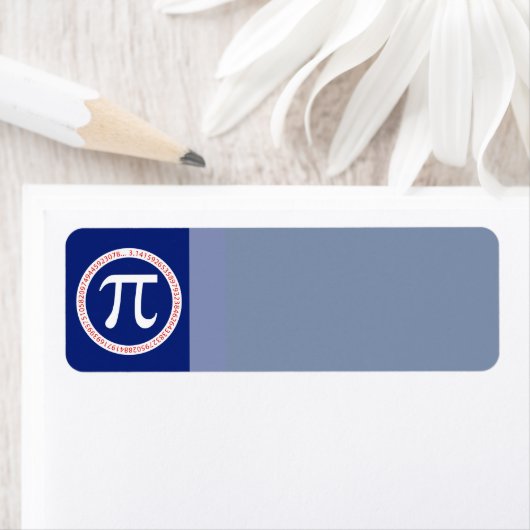 Pi Ring op Navy Blue Etiket (Insitu)