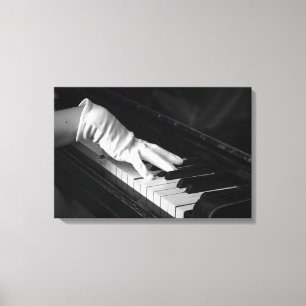 Piano macro close-up, Spelen in handschoenen Canvas Afdruk