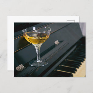 Piano met drink briefkaart