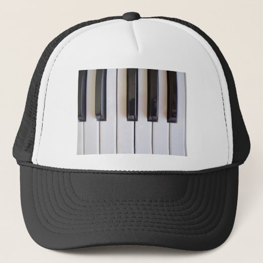 Piano Music Trucker Pet (Voorkant)