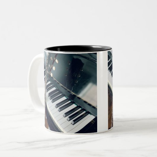  Pianodesign Tweekleurige Koffiemok (Voorkant links)