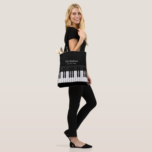 Pianodocent/speler Aangepaste naam & tekst Muzikan Tote Bag (Op model)