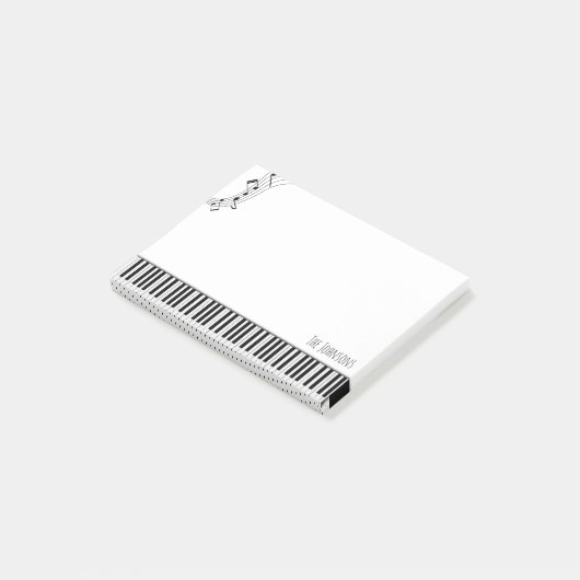 Pianotoetsenbord en muzieknotities post-it® notes (Schuin)