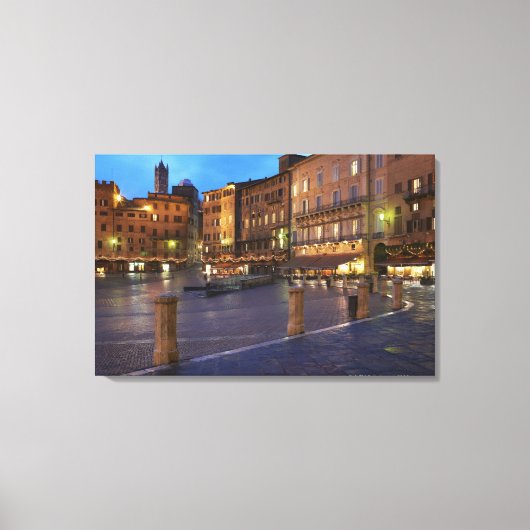 Piazza Del Campo bij de schemering, Siena. Canvas Afdruk (Voorkant)