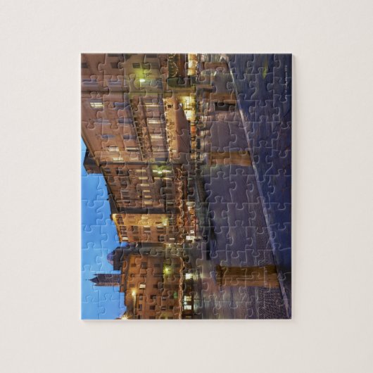 Piazza Del Campo bij de schemering, Siena. Legpuzzel (Verticaal)