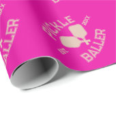 Pickle Baller Pickleball Collegiate Typografie Cadeaupapier (Rol Hoek)