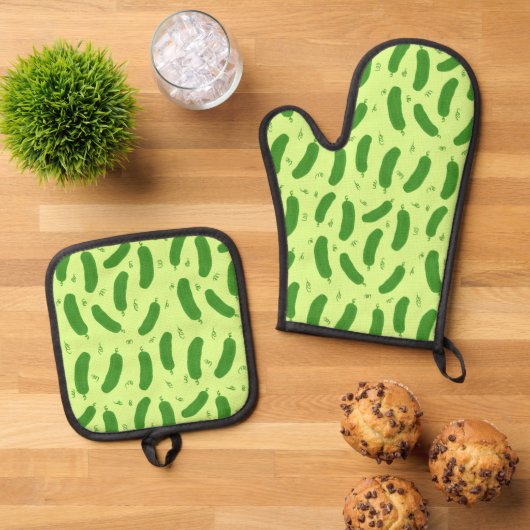 Pickle & Fresh Collection patterned Ovenwant & Pannenlap Set (Top down)