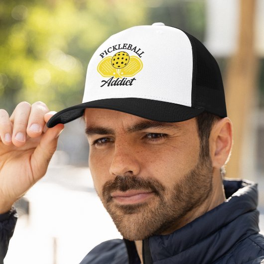 "Pickleball Addict – Funny Pickeball Trucker Pet