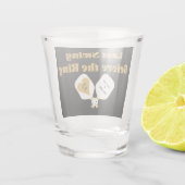 Pickleball Bruiloft Zwart en Goud Gepersonaliseerd Shot Glas (Achterkant)