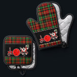 Pickleball Christmas Joy Santa Paddle Plaid Ovenwant & Pannenlap Set<br><div class="desc">Christmas Joy wordt gespeld met een snoepstok, een rode pickleball en een vrolijke kerstman met een pickleball-peddel. Personaliseer voor uw pickleball court rec league spelers, of uw favoriete pickleballer. Leuke pickleball-thema kerstversiering voor jezelf, je pickleball-liefhebbende vriend, moeder, vader, oom, tante, broer, zus, buurman, opa, oma, of werkbuddy die niet zal...</div>