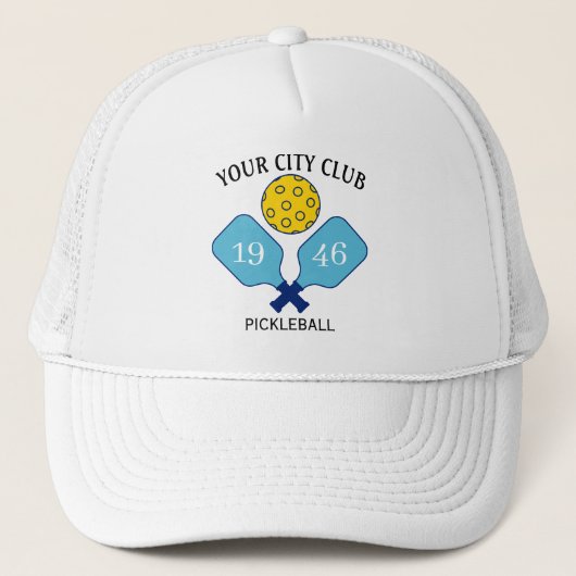 Pickleball Club Teamspeler Aangepast Pickle Cadeau Trucker Pet (Voorkant)