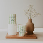 Pickleball Country Club | vrijgezellen Papieren Bekers<br><div class="desc">Voeg meer magie toe aan uw evenement met aangepaste papieren bekers die vandaag uw feestkleuren, thema of gehonoreerde gastnaam op zich hebben. in elke kleur. Houd het ontwerp minimaal en elegant, zoals het is, of personaliseer het door uw eigen afbeeldingen en illustraties toe te voegen. Deze bekers voegen een mooie...</div>