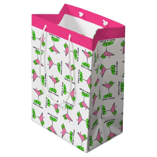 Pickleball Dinks & Drinks Pink Cosmo Cocktail Medium Cadeauzakje (Achterkant Gekanteld)