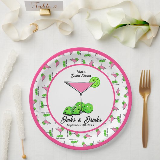 Pickleball Dinks & Drinks Pink Cosmo Cocktails Papieren Bordje (Huwelijk)