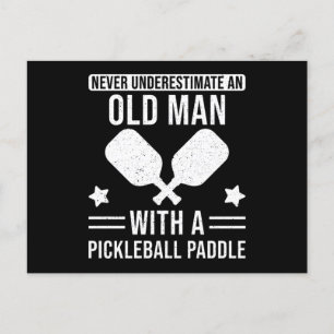 Pickleball Gift Onderschat nooit een oud Man Briefkaart