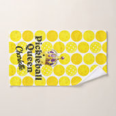 Pickleball Koningin Gele Bal in Kroon Gepersonalis Handdoek (Handdoek)