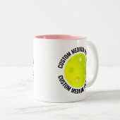 Pickleball & Medium Text ROZE 330ml Custom Tweekleurige Koffiemok (Voorkant rechts)