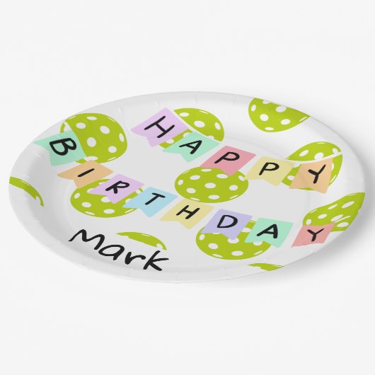 Pickleball met banner voor gelukkige verjaardag papieren bordje (Gekanteld)