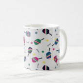 Pickleball-Mok met gestreept tapijten en gootsteen Koffiemok (Voorkant rechts)