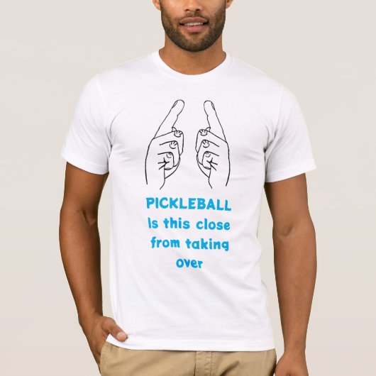 Pickleball neemt t-shirt over (Voorkant)