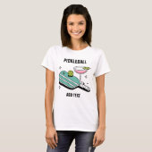Pickleball Paddle and Cocktail T-shirt (Voorkant volledig)