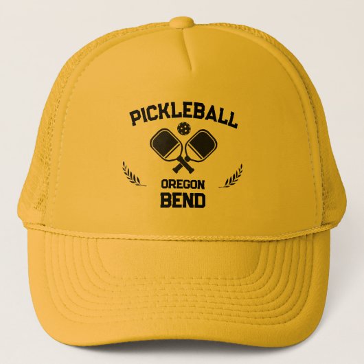 Pickleball Paddle & Ball Bend Oregon Verenigde Sta Trucker Pet (Voorkant)