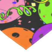 Pickleball Party Confetti en ballonnen op zwart Tafelkleed (Gekanteld)