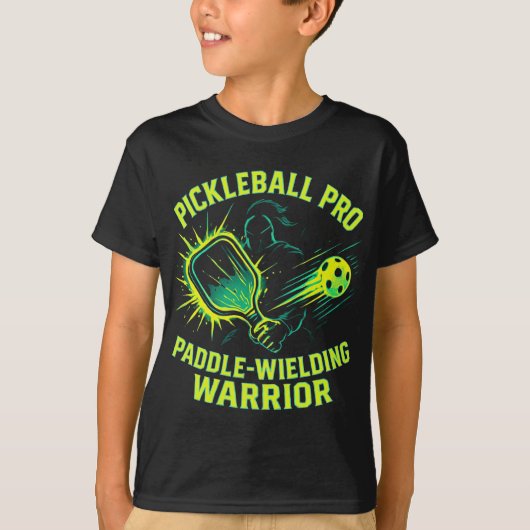 Pickleball Pro: Paddle Wielding Warrior T-shirt (Voorkant)