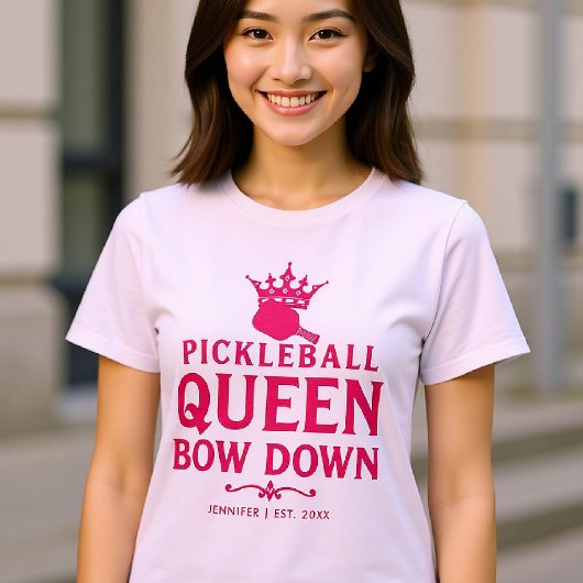Pickleball Queen Pink gepersonaliseerde gift Grapp T-shirt