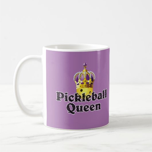 Pickleball Queen, Yellow Ball Paars, Gold Crown Koffiemok (Links)