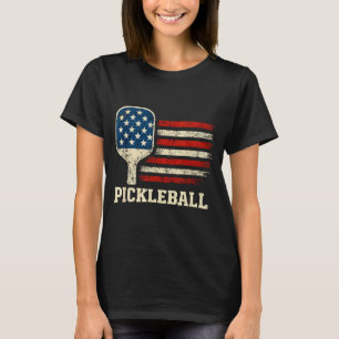 Pickleball speler vs vlag Amerikaanse paddleball l T-shirt