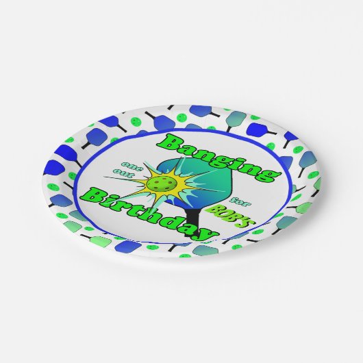 Pickleball Verjaardag Blauw Groen Paddle Ball Bang Papieren Bordje (Gekanteld)