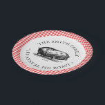 picknstijl | Gebeurtenis rond varkensroast | Fami Papieren Bordje<br><div class="desc">borden voor roast picnic-papier voor uw volgende partij of evenement met een  varkenstekening omgeven door uw unieke details. Een geweldig tafeldecor voor uw familiebarbeque gebeurtenis.</div>