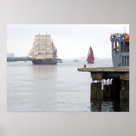 Picton Castle gevolgd door Jolly Brise Poster (Voorkant)