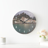 Picturesque Amalfi Coast, Italië Seaside Town Grote Klok (Huis)